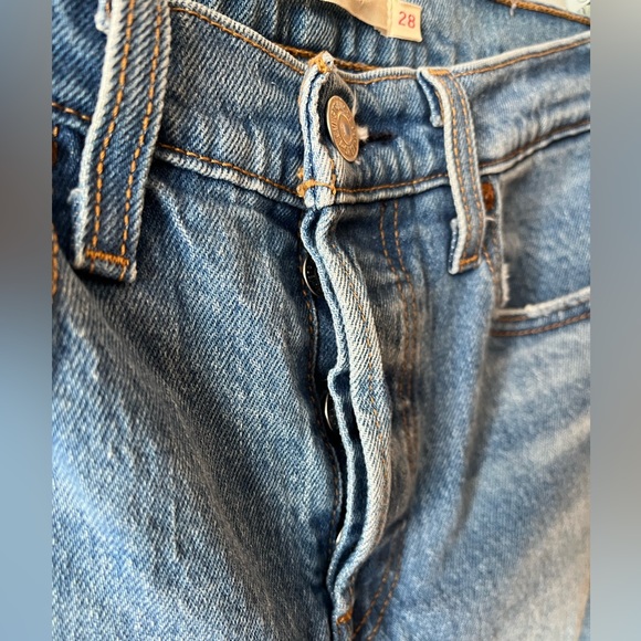 Levi's Wedgie High Rise Cropped Straight Jeans sz 28 - Picture 7 of 10